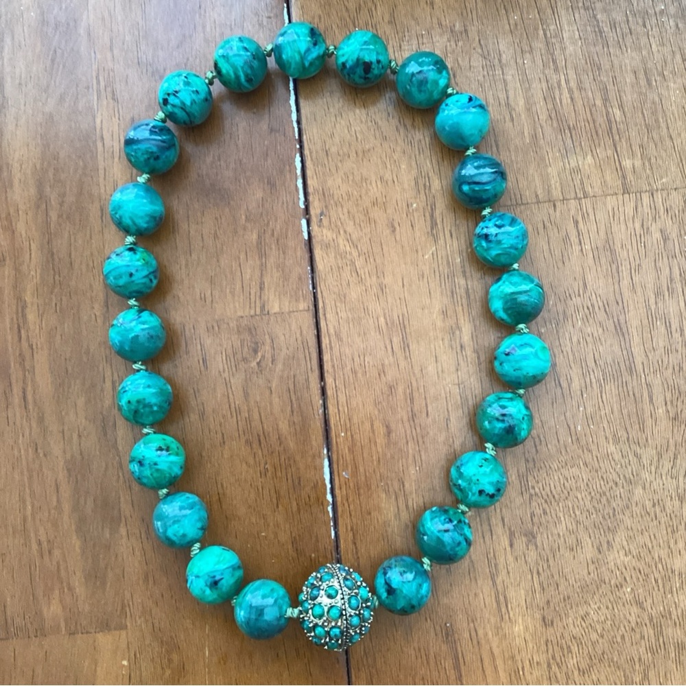 Turquoise Beaded Necklace with Gold Accents
